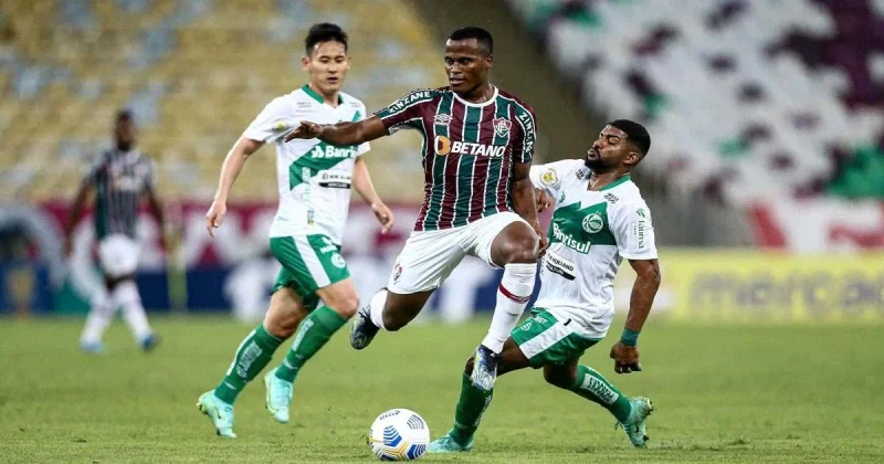 Tham khảo đội hình của 2 bên trước giờ khai cuộc